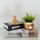 Kit Vaso Bola com planta artificial + estátua pensadora (LIVROS NÃO ACOMPANHAM O KIT)